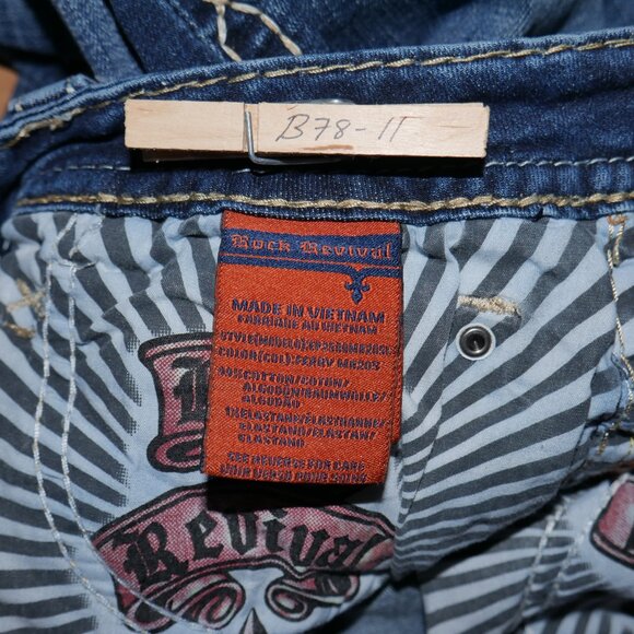 Rock Revival Jeans Women’s 28/8 Ferry Easy Boot Bling Butt Western Blue Jeans - Picture 11 of 12